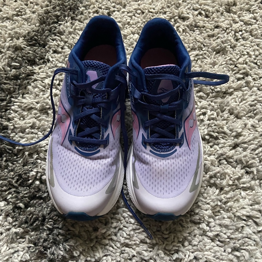 Saucony Child (girl) Ride 15 size 4.5 M